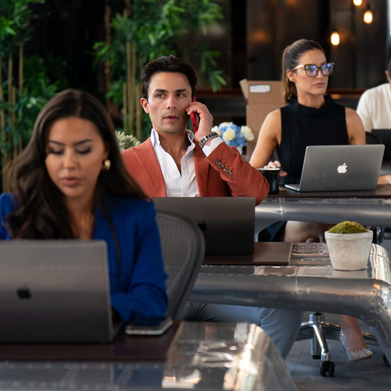 Selling Tech Products on Amazon vs Your Own Website